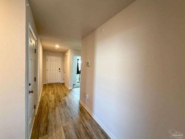 Building Photo - 4425 Redbay Ct