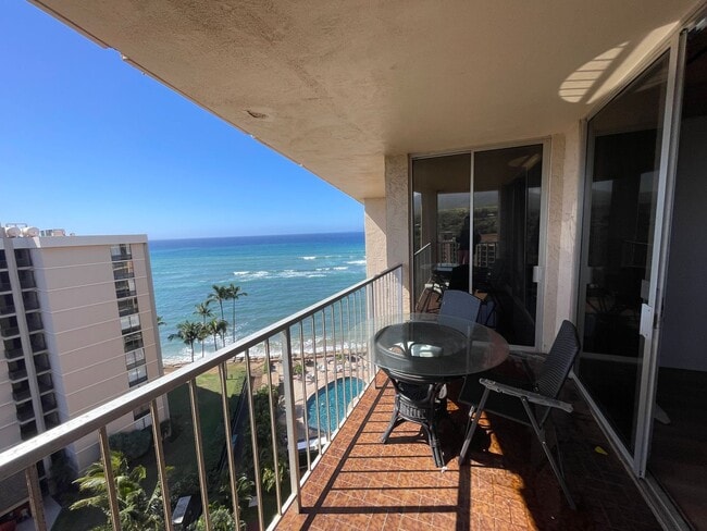 Building Photo - Royal Kahana Top Floor 2 bed/2bath