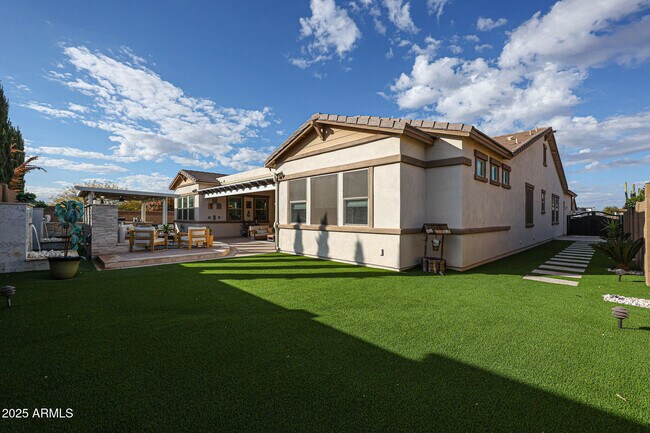 Building Photo - 2351 E Cherrywood Pl