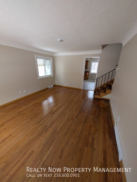 Building Photo - 12517 Park Knoll Dr