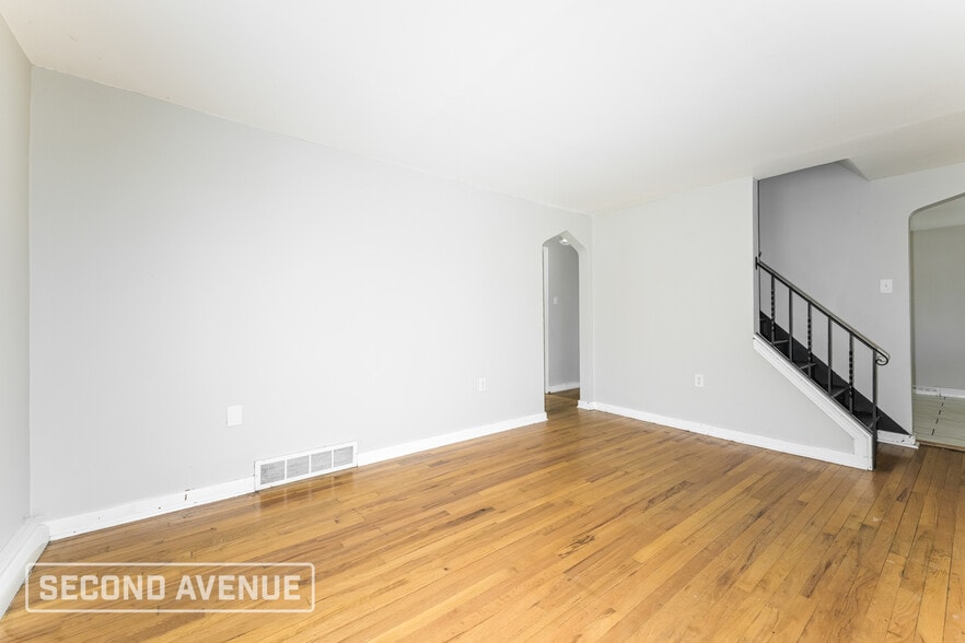 Building Photo - 128 Bellwood Dr