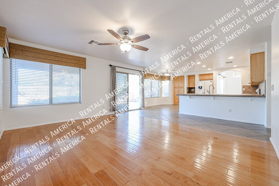 Building Photo - 33251 N Symer Dr