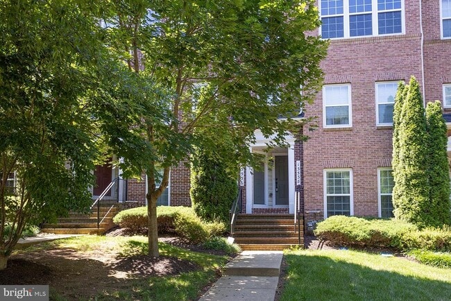 Building Photo - 13538 Waterford Hills Blvd