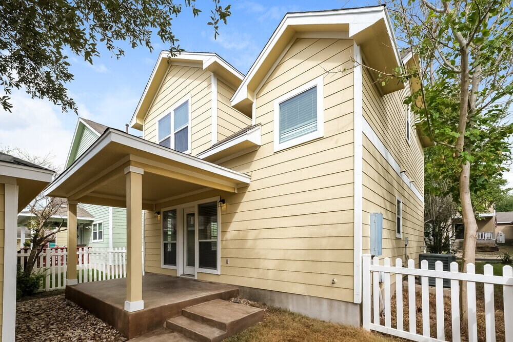 Building Photo - 507 McGarity