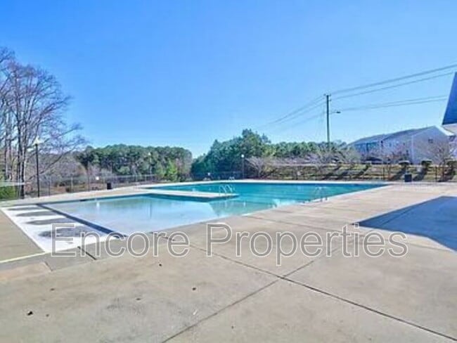 Building Photo - 551 Grand Central Sta