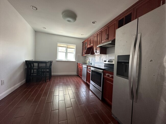 Building Photo - 2802 Winton Street