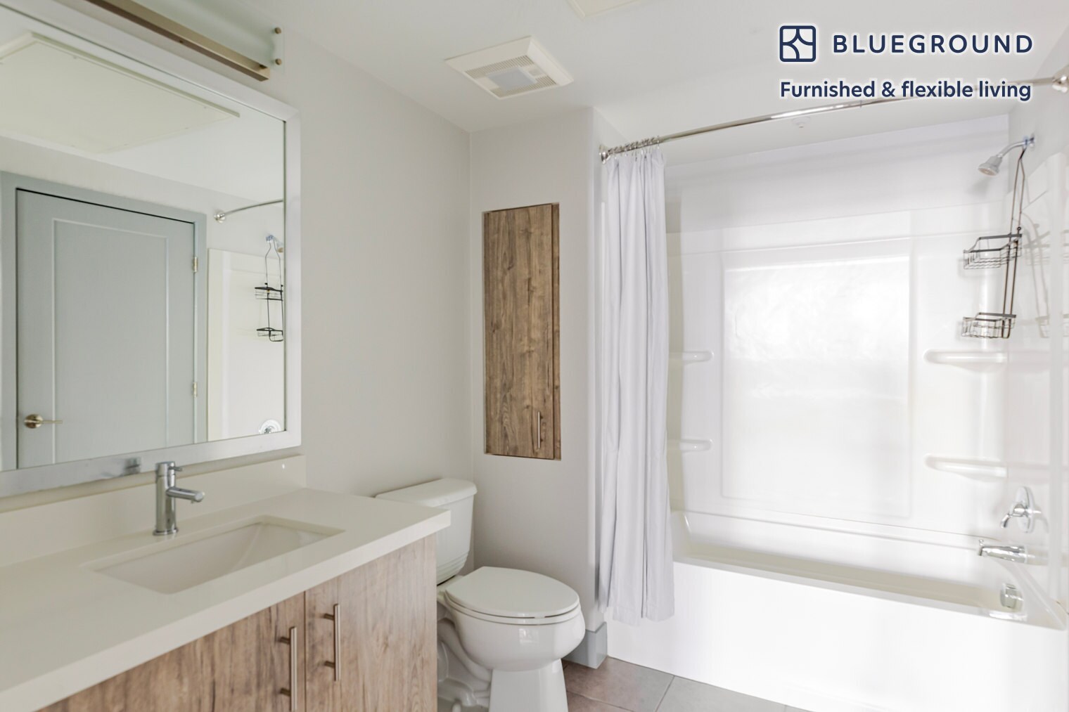 Building Photo - 1800 Lacassie Ave