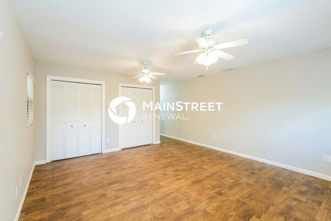 Building Photo - 4 Bedroom Pet-Friendly Home in NEW PORT RICHEY, FL with Main Street Renewal