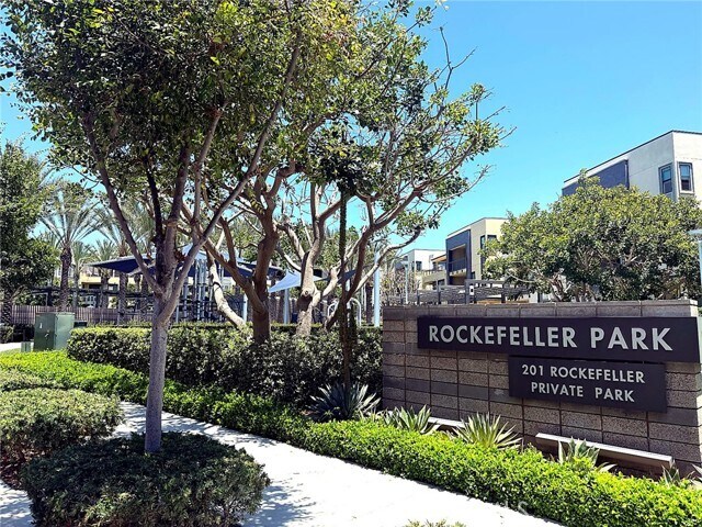 Building Photo - 248 Rockefeller