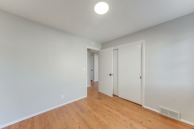 Building Photo - Fully remodeled 4 Bed / 2 bath ranch home