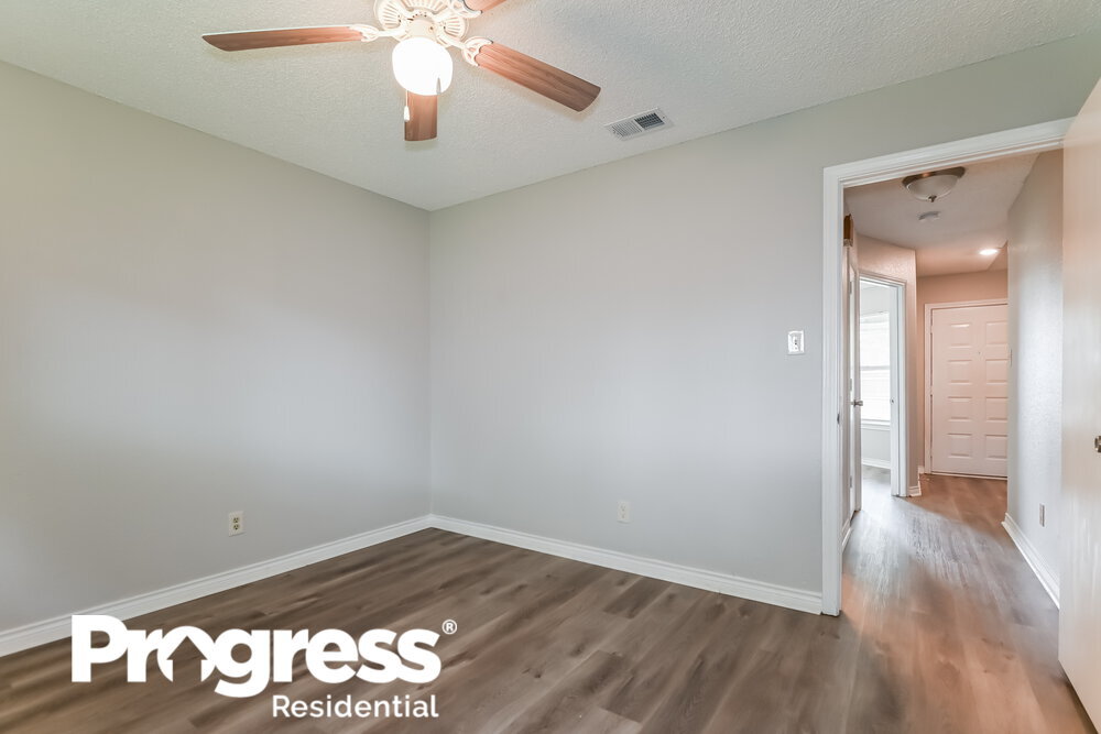 Building Photo - 1311 Mallard Dr