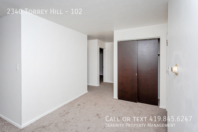 Building Photo - 2340 Torrey Hill Dr