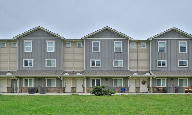 Primary Photo - 21155 Gosling Rd