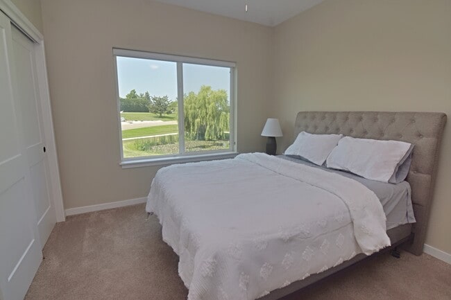 Building Photo - 3 Crosby Park Dr