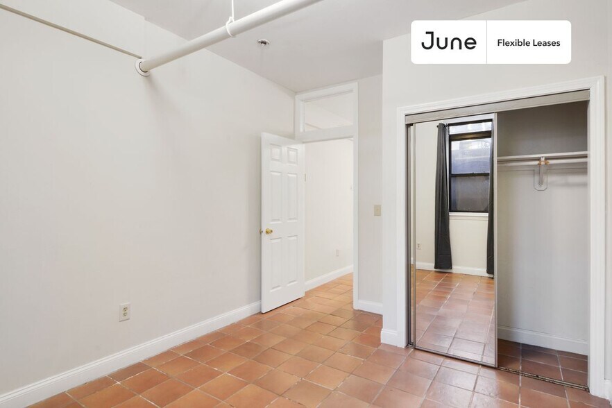 Building Photo - 27 Egremont Rd