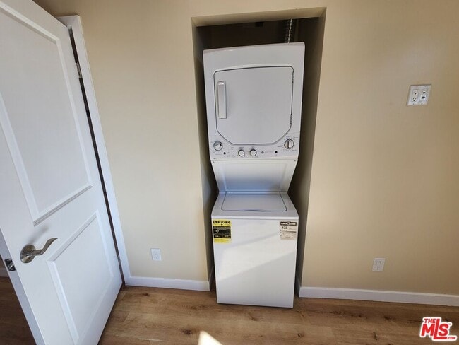 Building Photo - 2726 Cochran Ave