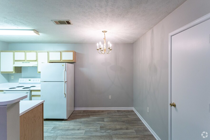 Park Trail Apartments 1601 Green Ln Shelbyville TN 37160 Apartment