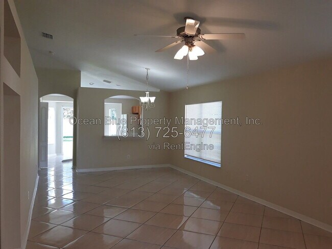 Building Photo - 19104 Dunlap Ct