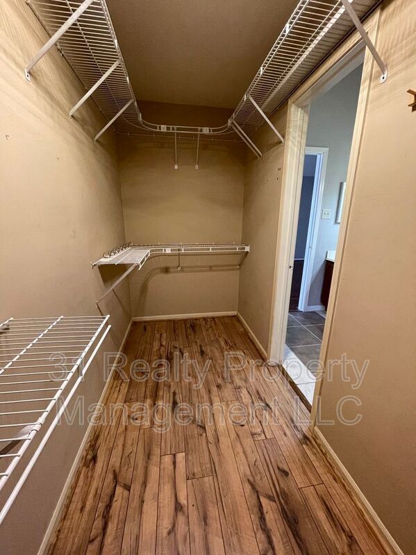 Building Photo - 88 W Rainbow Ridge Cir