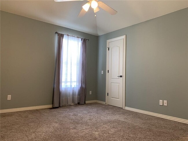 Building Photo - 4156 W Bradstreet Ln