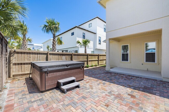 Building Photo - 56 Penelope St