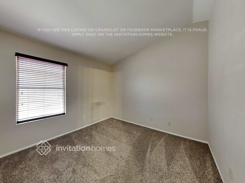 Building Photo - 10201 Hopi Ln