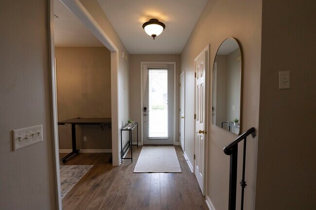 Building Photo - 1226 Isle Bay Dr
