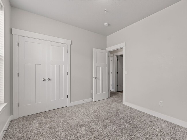 Building Photo - Spacious 3 Bed, 2 Bath Condo in The Exchange – Lehi, UT