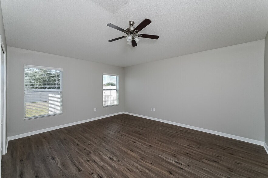 Building Photo - 1037 Seminole Sky Dr