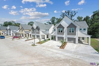 Building Photo - 601 Lake Shelf Dr