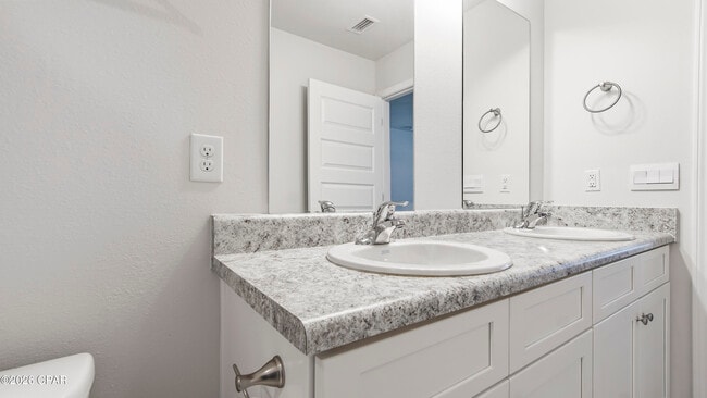 Building Photo - 5020 Rivergrass Dr