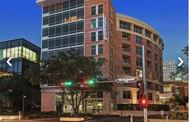 Building Photo - 1901 Post Oak Blvd