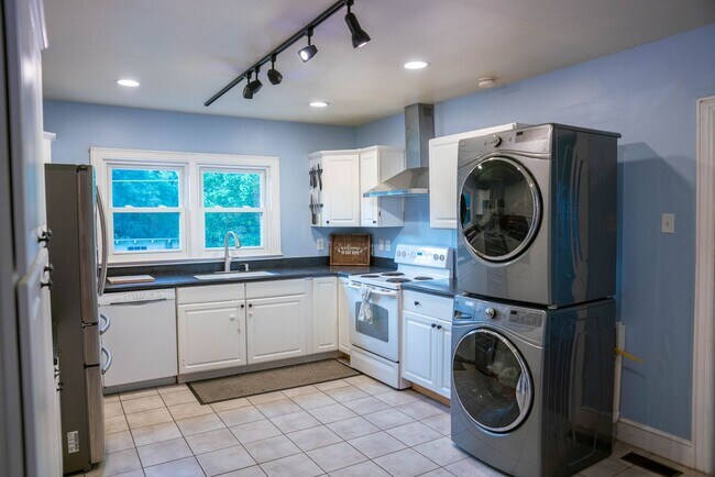 Building Photo - Delightful Retreat in Chesnee, SC