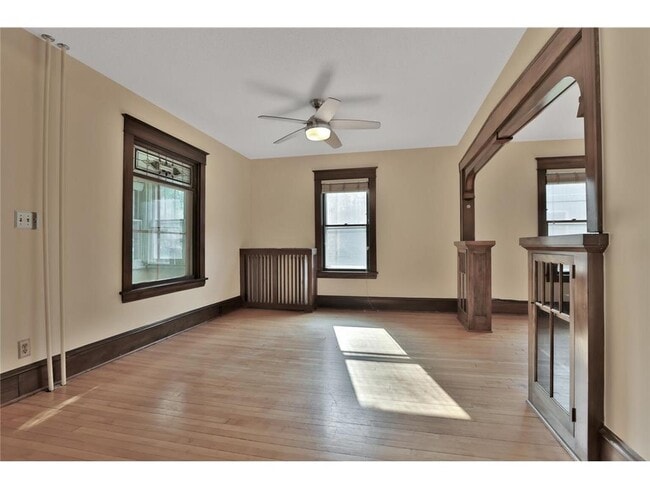 Building Photo - 2122 Temple Ct