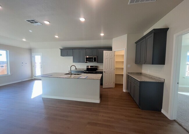 Building Photo - Brand New Construction in Midland, TX