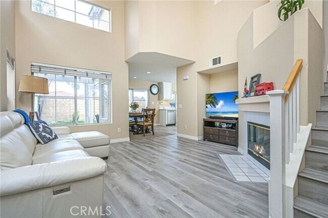 Building Photo - 14015 Visions Dr
