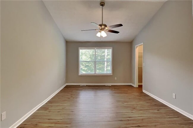Building Photo - 415 Ridgedale Way