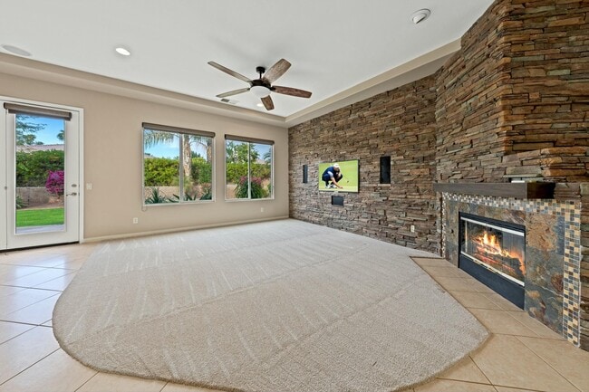 Building Photo - 79862 Amora Dr