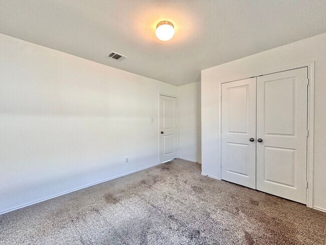 Building Photo - Move-In Ready 3-Bed, 2-Bath Home in Jarell