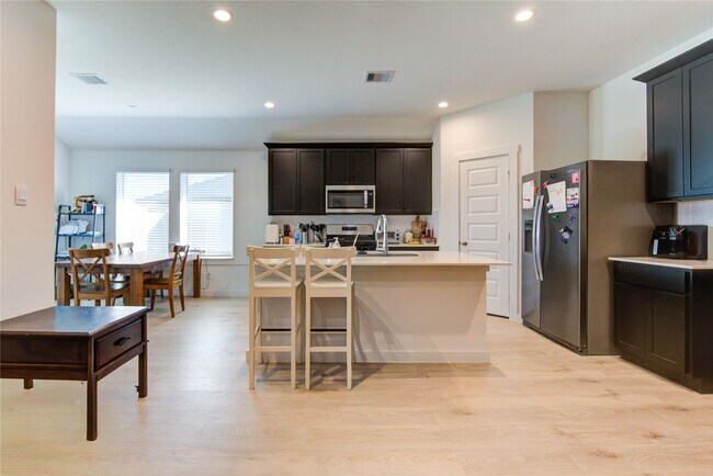 Building Photo - 1106 Isola Bella Dr