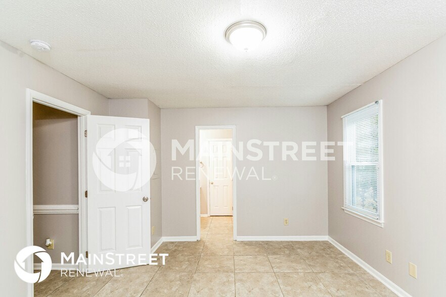 Building Photo - 405 Hunters Ridge Dr