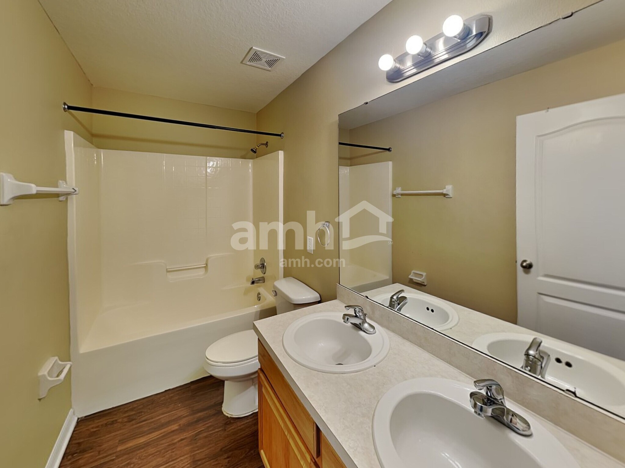 Building Photo - 3608 Doe Run Dr