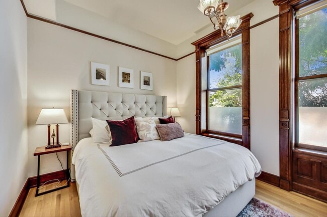 Building Photo - 2052 N Orleans St