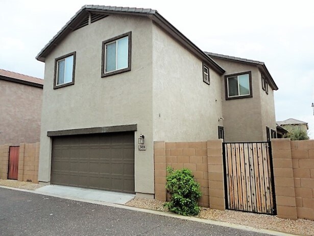 Building Photo - 3458 E Orchid Ln