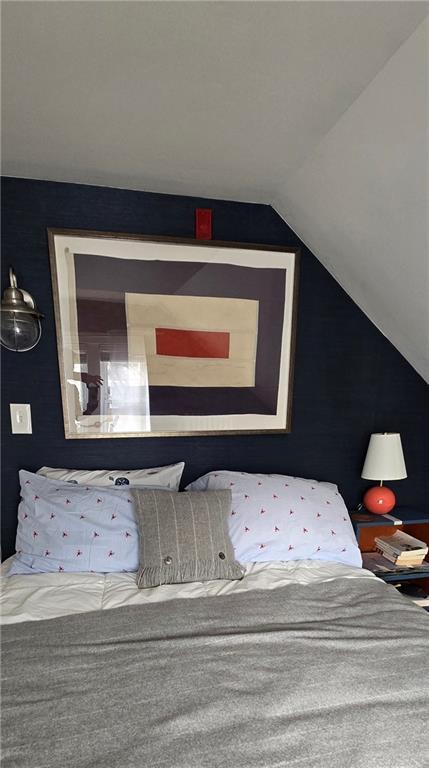 Building Photo - 42 Kay St