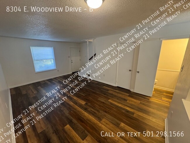 Building Photo - 8304 Woodview Dr N