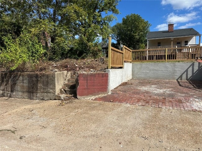 Building Photo - 8201 Church Dr