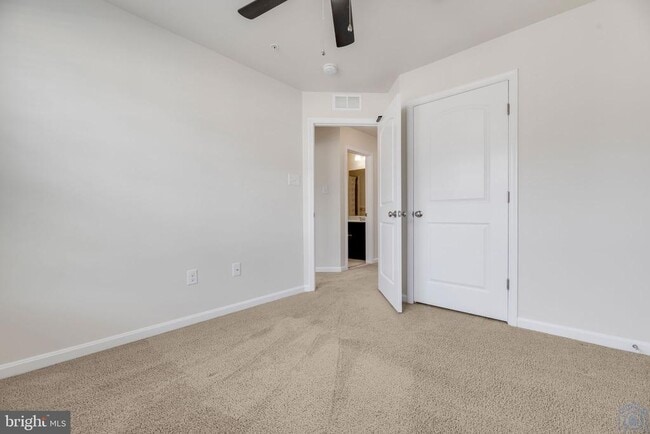 Building Photo - 15211 Lady Lauren Ln