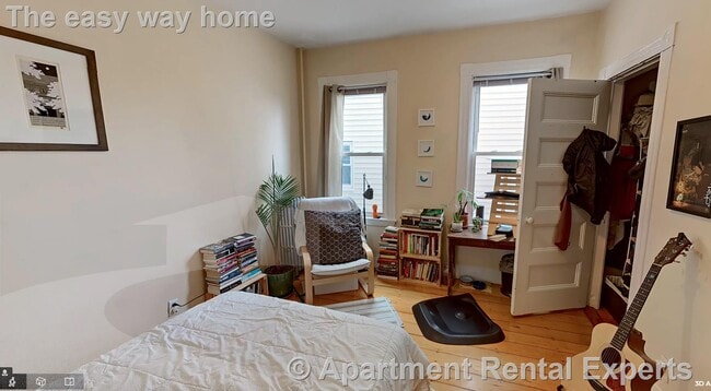 Building Photo - 378 Washington St