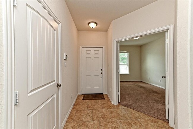 Building Photo - 265 Shale Cir